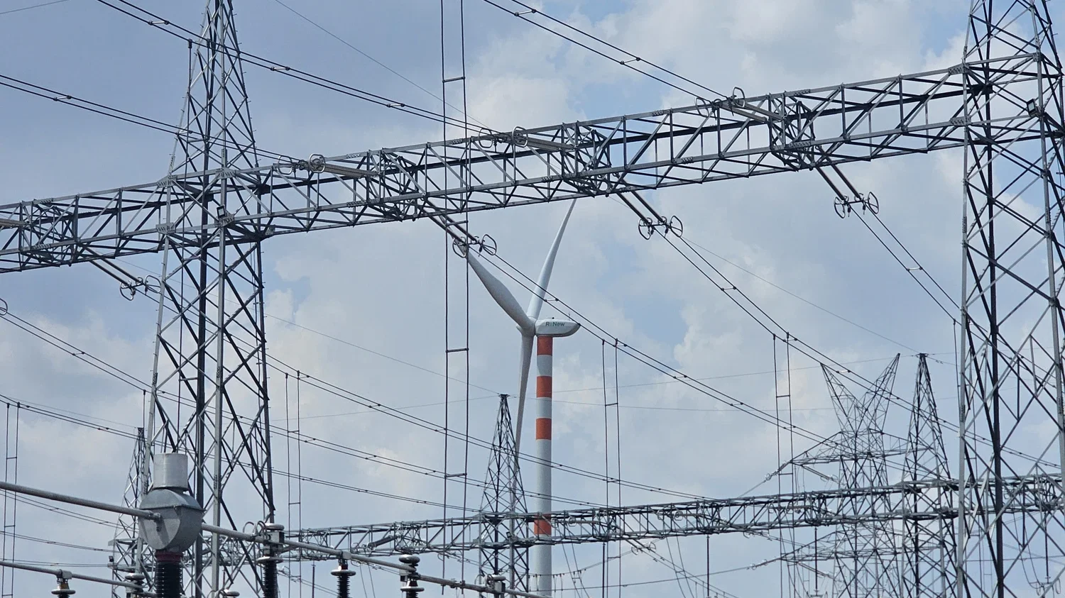 Renew Power — O&M of 220/33KV Substation, Waiphale, Sangli, Maharashtra